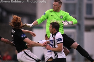 cherrie-executing-a-save-in-the-seagulls-versus-dundalk-win-on-10-august-2016